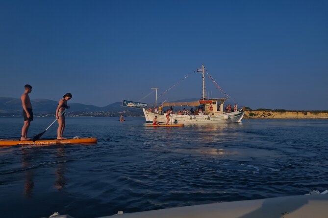 Dreamy Cruise sunset tour with dinner and unlimited wine! - Key points at a glance