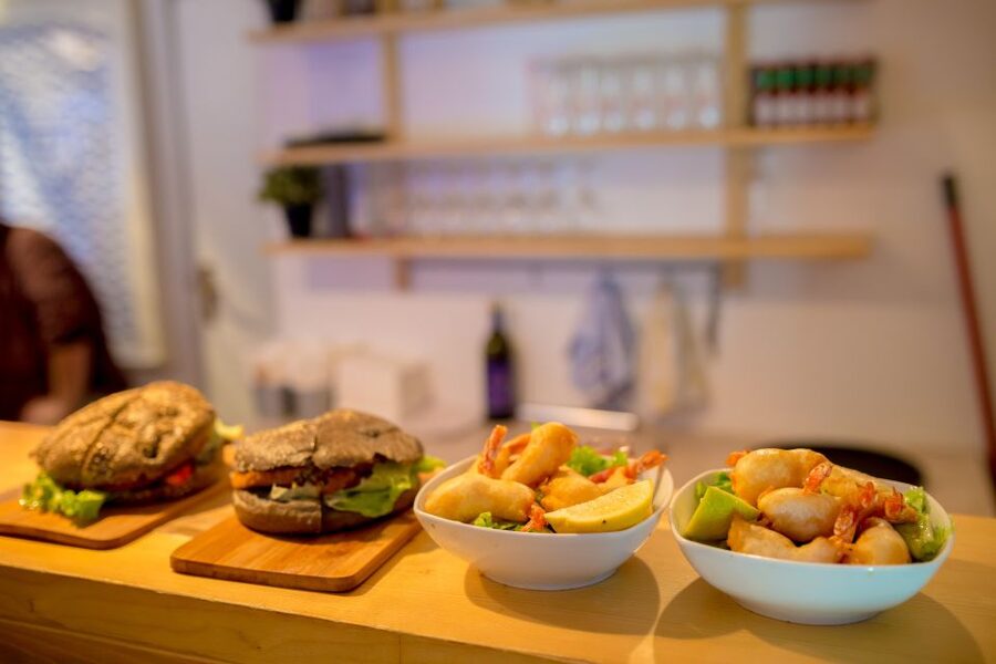 Dubrovnik Gastronomy: 3-Hour Food and Wine Tour - How much value do you get for $170?