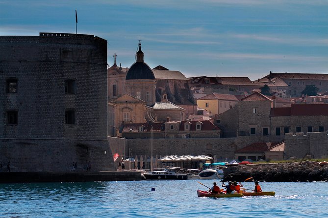 Dubrovnik: Sunset Kayaking & Snorkeling with water &wine - Wine and a Light Snack at the Finish