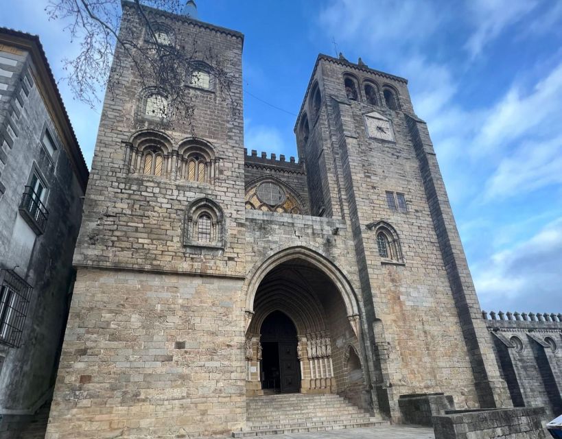 Evora University, Cathedral & Bones Chapel — SkipLine + Wine - What the guides add to the walk