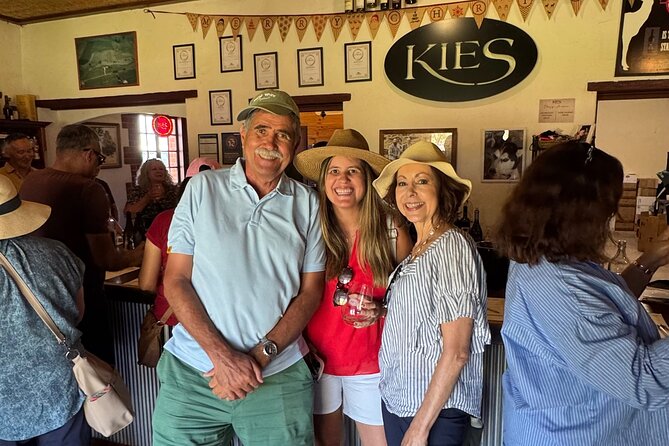 Experience Hahndorf & Barossa: Gourmet lunch, Wine, Beer & Treats - Crossing to the Barossa Valley