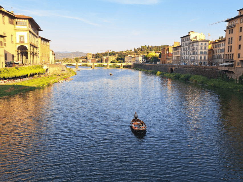Florence: Authentic Barchetto River Cruise with Wine & Guide - The Uffizi and Vasari Corridor from the water