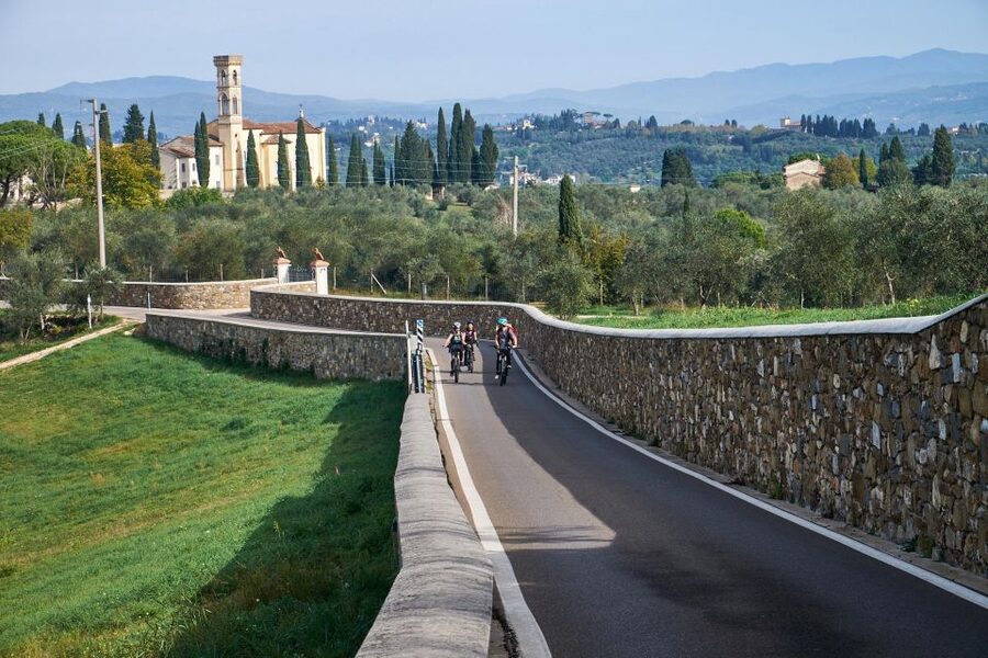 Florence: Chianti E-Bike Tour with Tuscan Lunch & Winery - The first viewpoint and the quiet roads beyond Florence