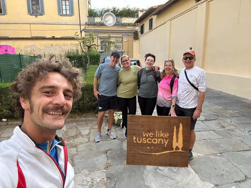 Florence: Chianti Hills Bike Tour with Farm Lunch & Wine - Climbing into the Chianti hills