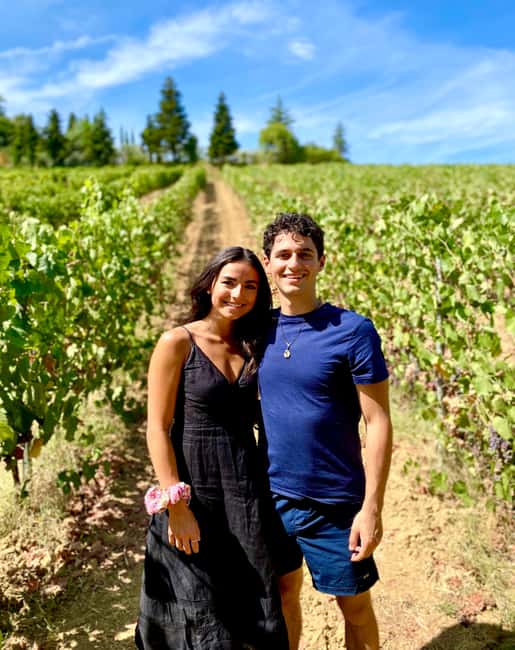 Florence: Countryside Tour with Wine Tasting & Pasta Class - What the day feels like for different types of visitors