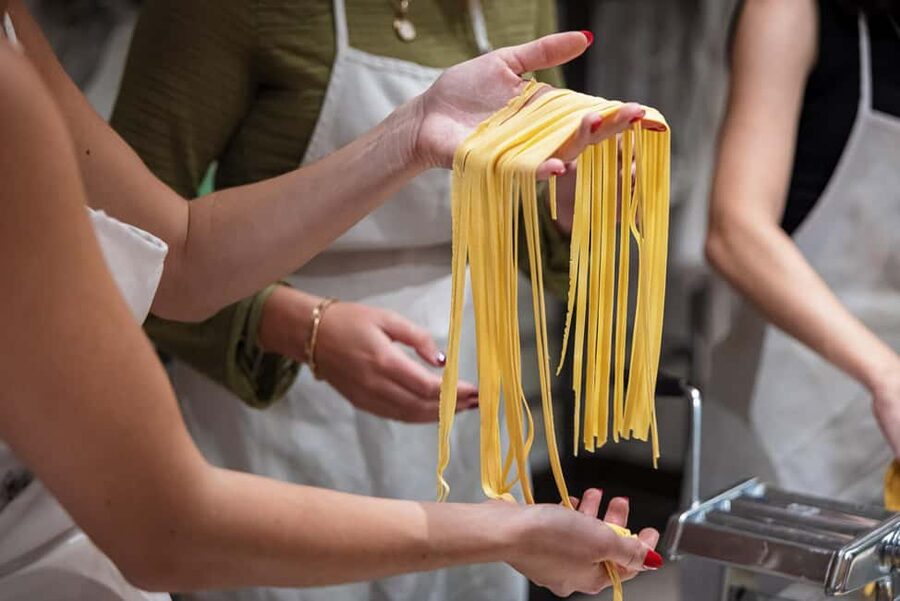 Florence: Handmade Pasta & Dessert Class with Unlimited Wine - Who should book this Florence cooking class?