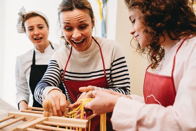 Florence: Pasta Cooking Class with Unlimited Wine - Who will enjoy this class most