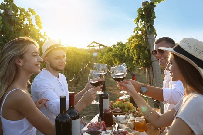 Florence: Pasta Cooking Class with Unlimited Wine - Who should book this Florence pasta class?