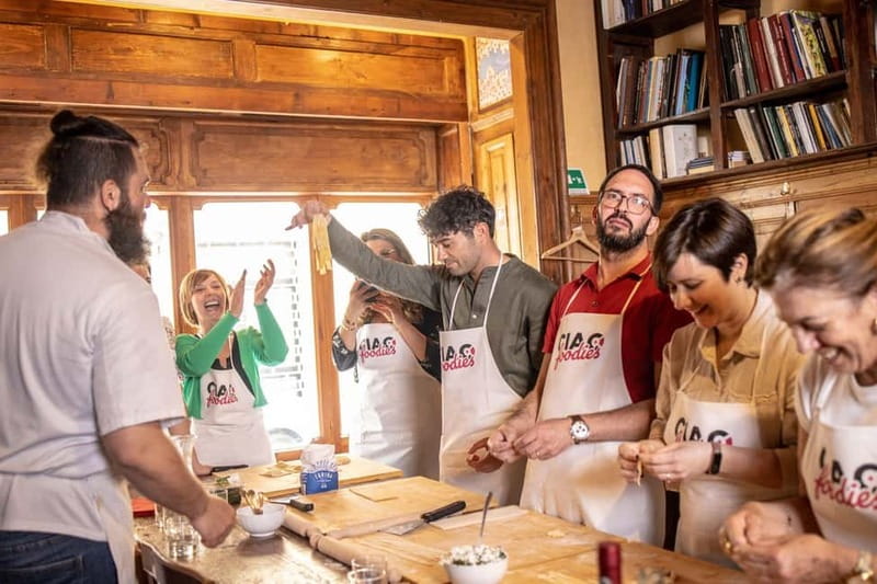 Florence: Pasta & Tiramisu Class with Unlimited Wine - Why this Florence cooking class feels different