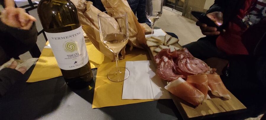 Florence: Sunset Sightseeing Tour and Wine Tasting - What the two-hour timing really means