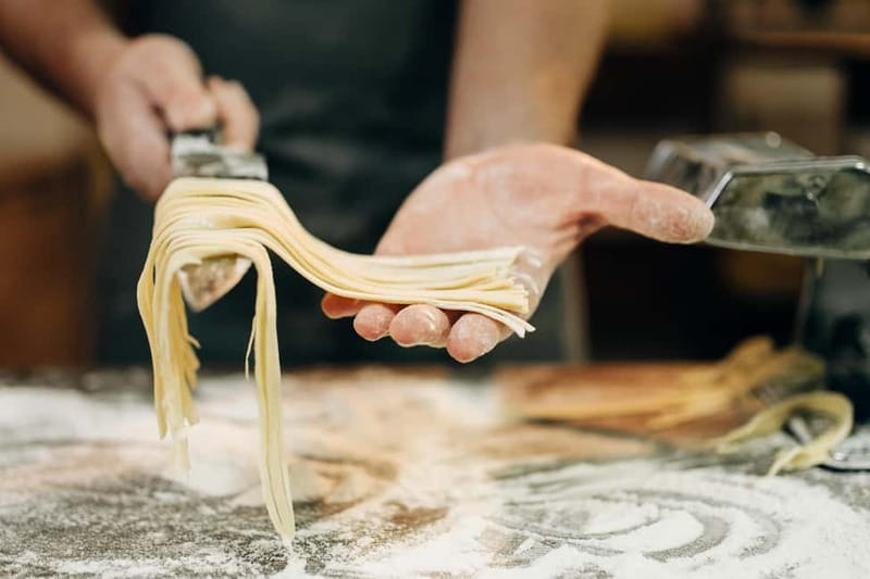 Florence: Tuscan cooking class with handmade pasta and wine - Making pasta in the heart of Florence
