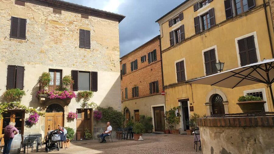 Florence: Val d’Orcia Wine Tasting & Lunch Small Group Tour - Should you book the Val d’Orcia wine tour?