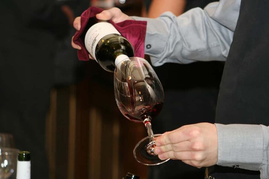 Florence: Val d’Orcia Wine Tasting & Lunch Small Group Tour - Pienza: a compact Renaissance town and lunch stop