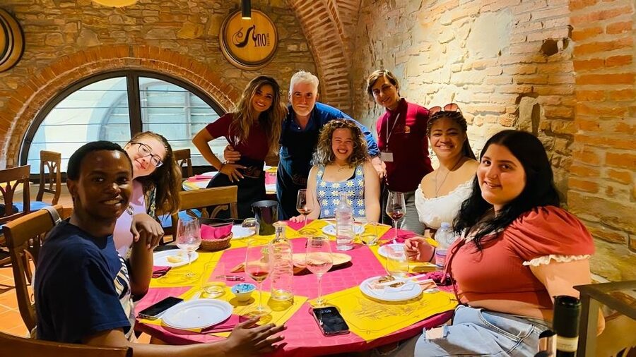 Florence Wine &Food: Taste Tuscan Flavors in Historic Cellar - Practical details before you reserve