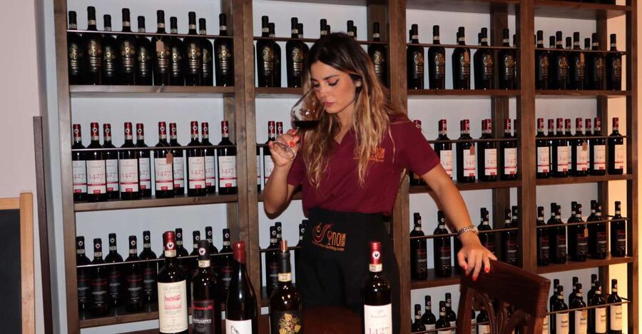 Florence: Wine Tasting and Paring Class Guided Tour - The wine selection: Chianti, bubbles, and more