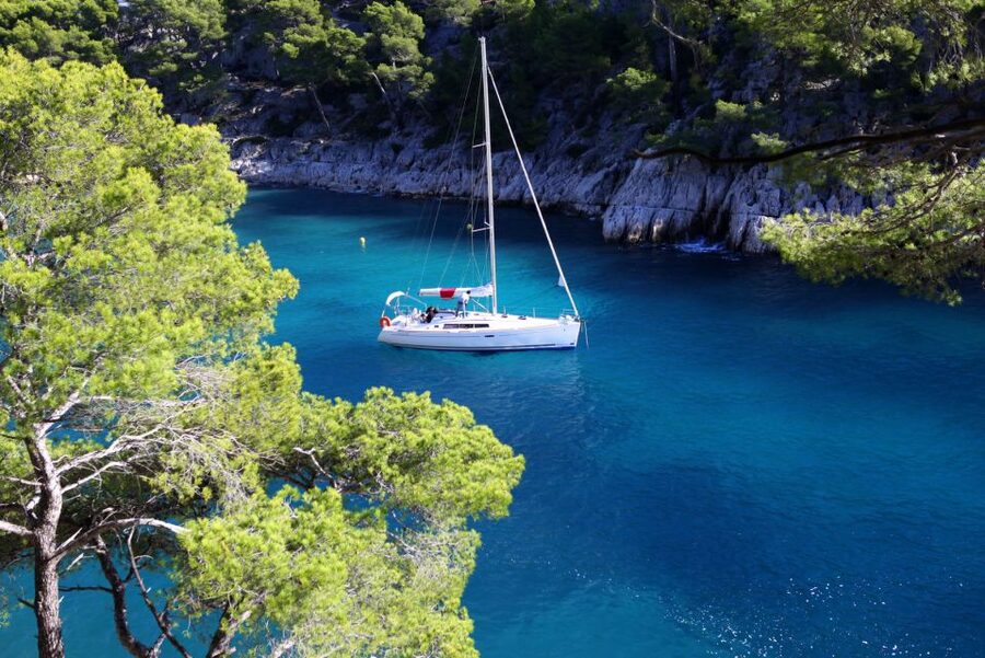 From Aix: Cassis Boat Ride & Provence Wine Tasting Day Tour - Cassis gives the day a real sense of place