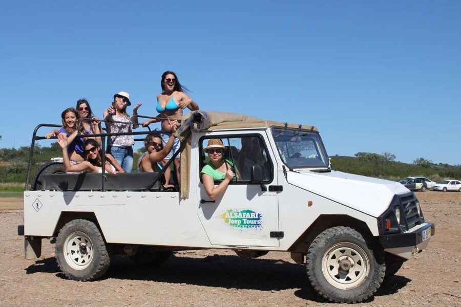 From Albufeira: 4x4 Off-Road Safari & Vineyard Wine Tasting - Tasting four or five Algarve wines