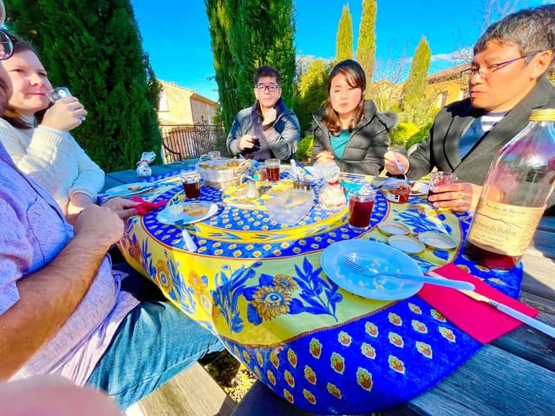From Avignon: Wine Tour with Visit to Châteauneuf du Pape - Who will enjoy this tour most