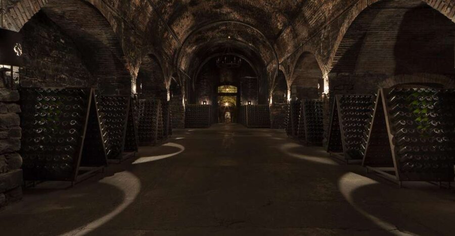 From Bergamo: Winery Tour in Franciacorta with Lunch - Key points to know before booking