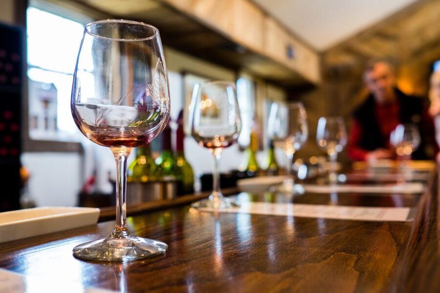 From Bordeaux: Full-Day St Emilion Wine Tasting Tour - Two hours in Saint-Émilion