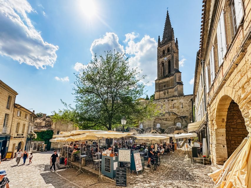 From Bordeaux: Saint-Emilion Guided Wine Tasting Tour - Who should book this Saint-Émilion outing?
