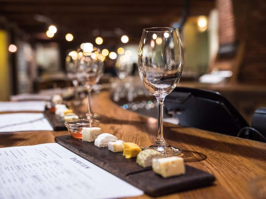 From Cape Town: Stellenbosch Four Estate Full-Day Wine Tour - The drive from Cape Town sets up the day