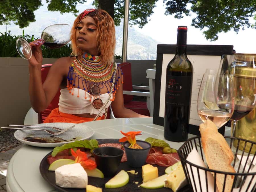 From Cape Town: Stellenbosch & Franschhoek Wine Tasting Tour - What the price means in practice