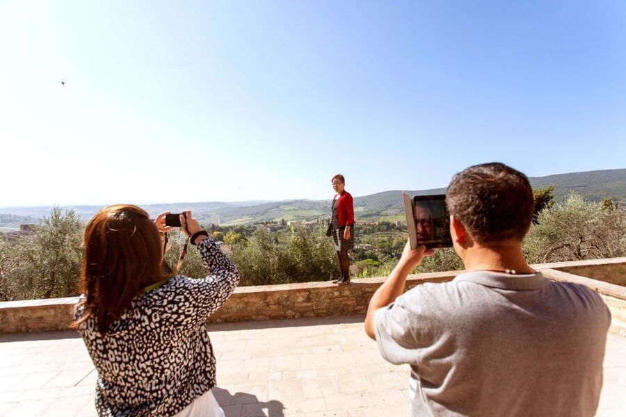 From Florence: San Gimignano, Siena, and Chianti Wine Tour - Is the $164.26 price good value?