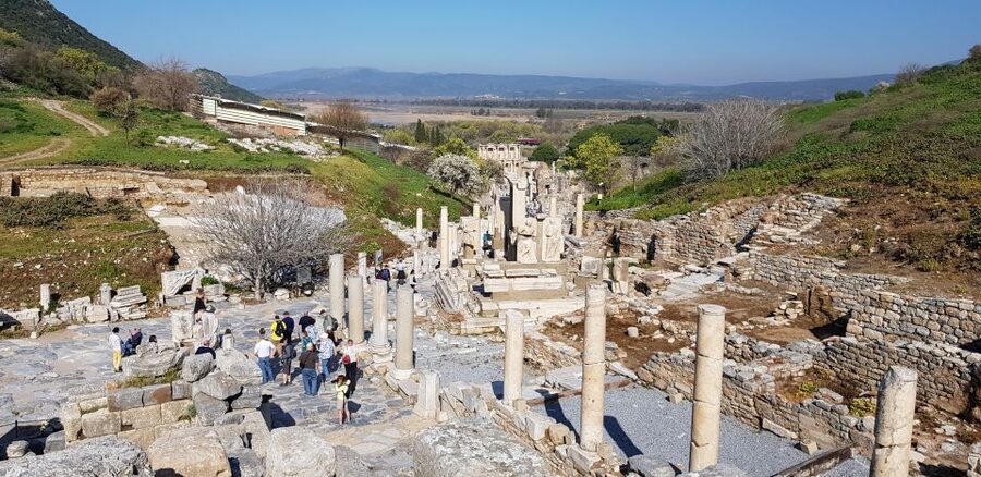 From Istanbul: Ephesus & Şirince Day Trip w/ Wine Tasting - Walking the marble streets of Ephesus