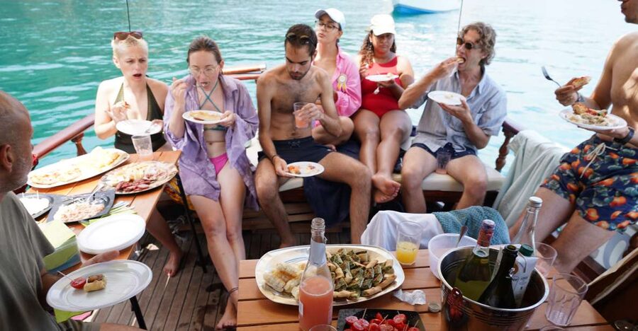 From La Spezia: Cinque Terre Boat Tour with Lunch and Wine - Swimming at Le Rosse and Monesteroli
