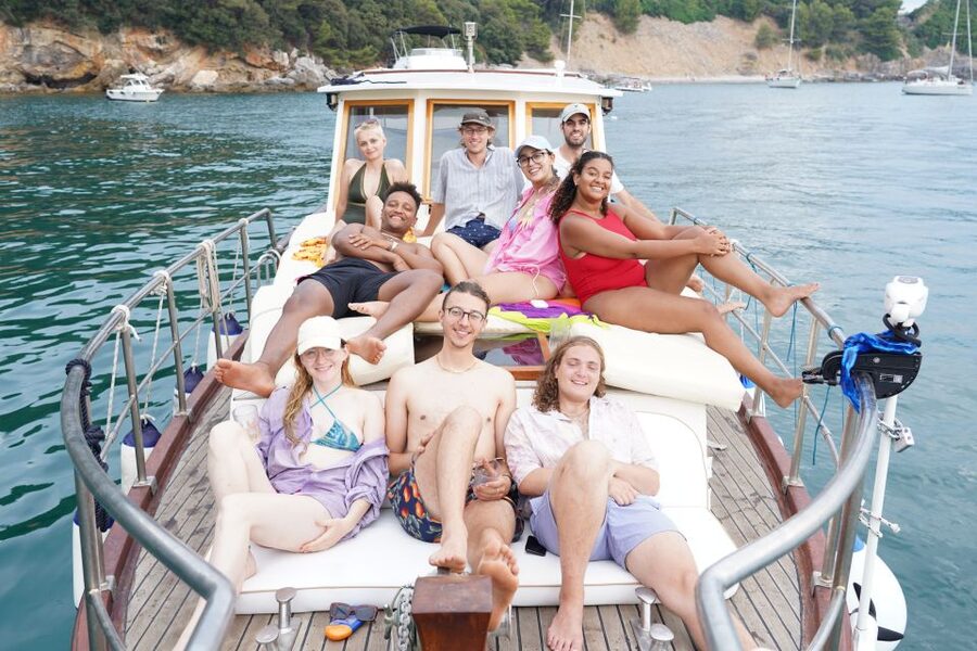From La Spezia: Cinque Terre Boat Tour with Lunch and Wine - Riomaggiore, Manarola, Corniglia, and Monterosso from the sea