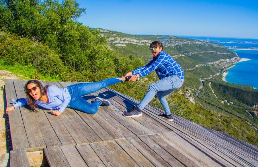 From Lisbon: Arrábida Day Tour & Wine Tasting - Who should book this tour