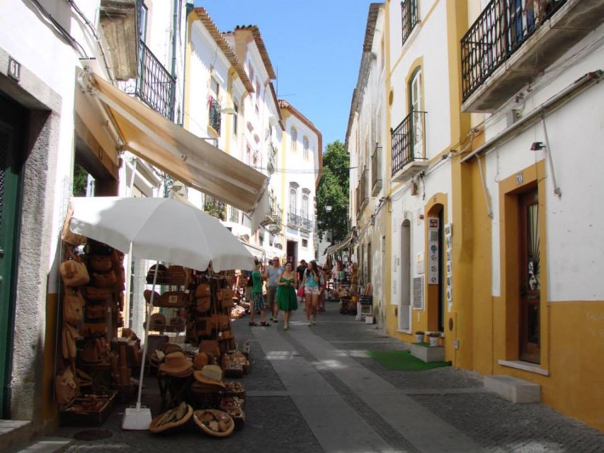 From Lisbon: Évora Wine & Heritage Tour - Évora market and time for lunch