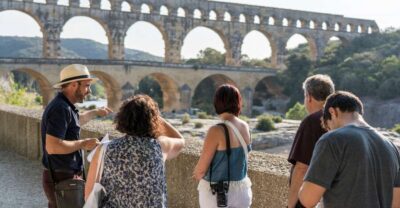 From Marseille: Provence Sightseeing Tour and Wine Tasting