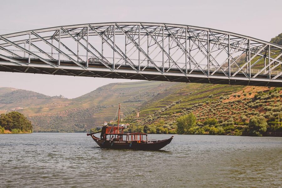 From Pinhão: Douro Valley Rabelo Boat Tour with Port Wine - Why seeing the Douro from Pinhão matters