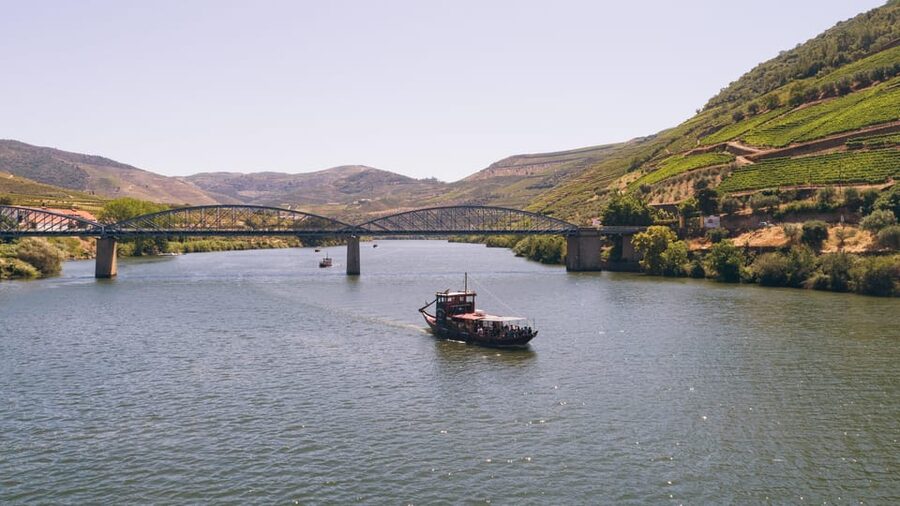 From Pinhão: Douro Valley Rabelo Boat Tour with Port Wine - The WebApp audio guide: useful, but do not rely on it blindly