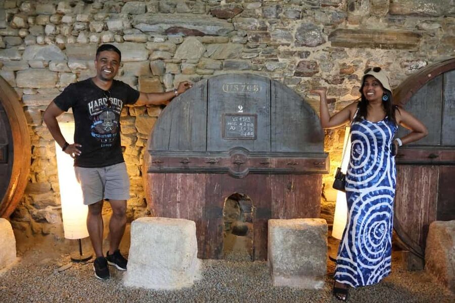 From Porto: 2 Boutique Wineries w/ Winery Lunch & 1-h cruise - Price, pace, and practical value