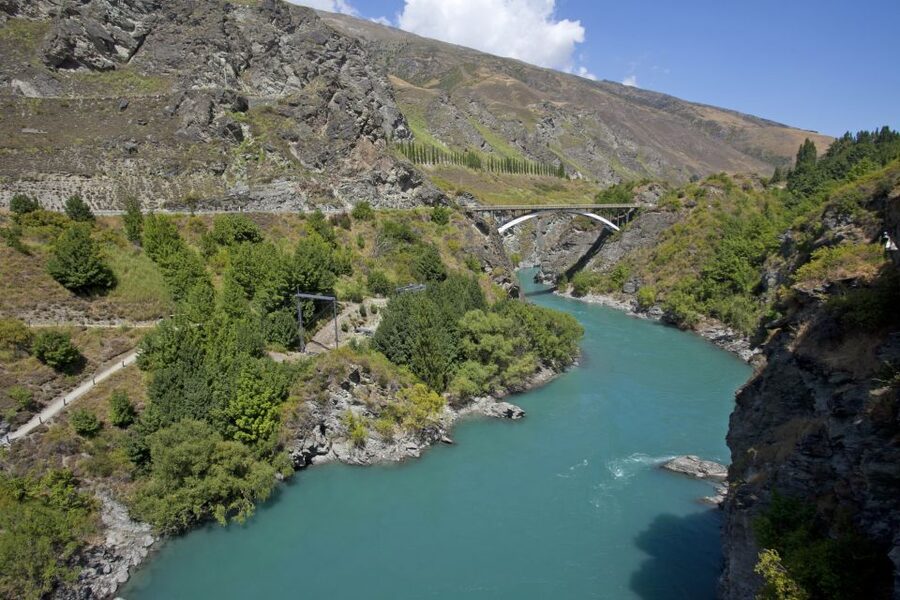 From Queenstown: 'Valley of the Vines' Wine and Bike Tour - Riding from Arrowtown into Gibbston