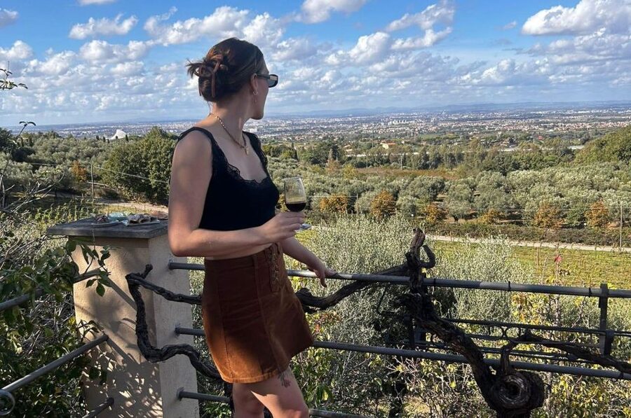 From Rome: Half-Day Frascati Wine Tour with Farmhouse Lunch - Three wines, olive oil, and the old cellar