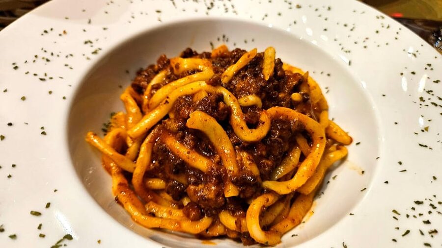 From Rome: Tuscany, Montepulciano Tour with Wine & Lunch - How the timing feels across 12 hours