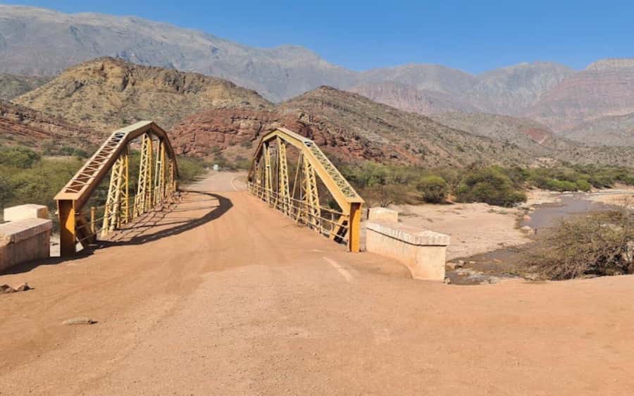 From Salta: Cafayate, land of wines and imposing ravines - The first hours from Salta