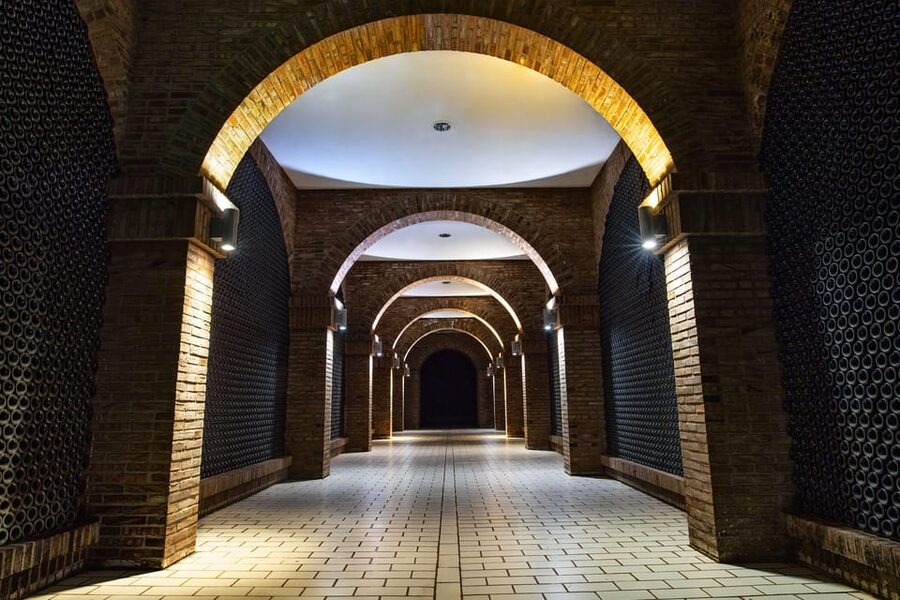 From San Sebastian/Bilbao/Vitoria: La Rioja Wineries Tour - Is $318 a fair price?