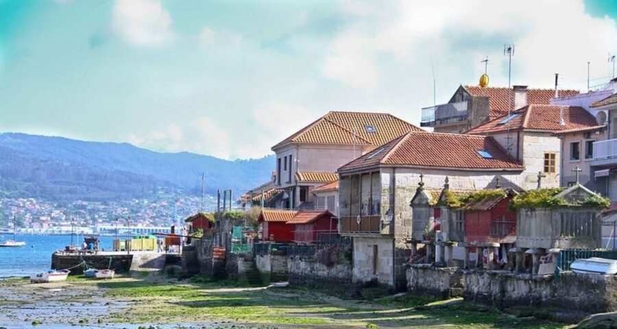 From Santiago: Rías Baixas Galicia Seafood & Wine Day Tour - La Lanzada brings beach, legend, and history