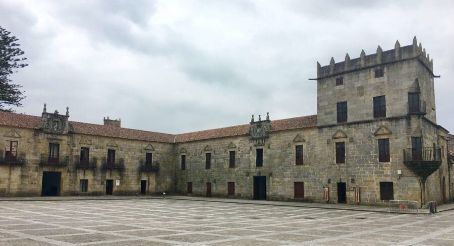 From Santiago: Tour to Rias Baixas with Boat Trip and Winery - The Albariño winery puts the wine in context