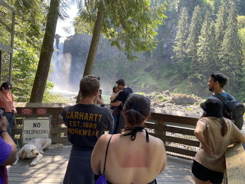 From Seattle: Snoqualmie Falls and Wineries Tour w/ Transfer - Comfort, group size, and practical limits
