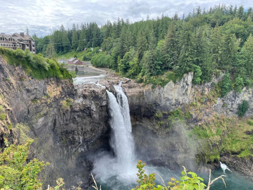 From Seattle: Snoqualmie Falls and Wineries Tour w/ Transfer - Snoqualmie Falls, the day’s main natural stop