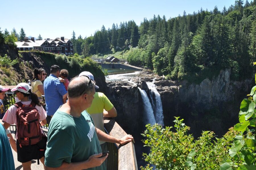From Seattle: Snoqualmie Falls and Wineries Tour w/ Transfer - Woodinville wine country and Hollywood Whiskey
