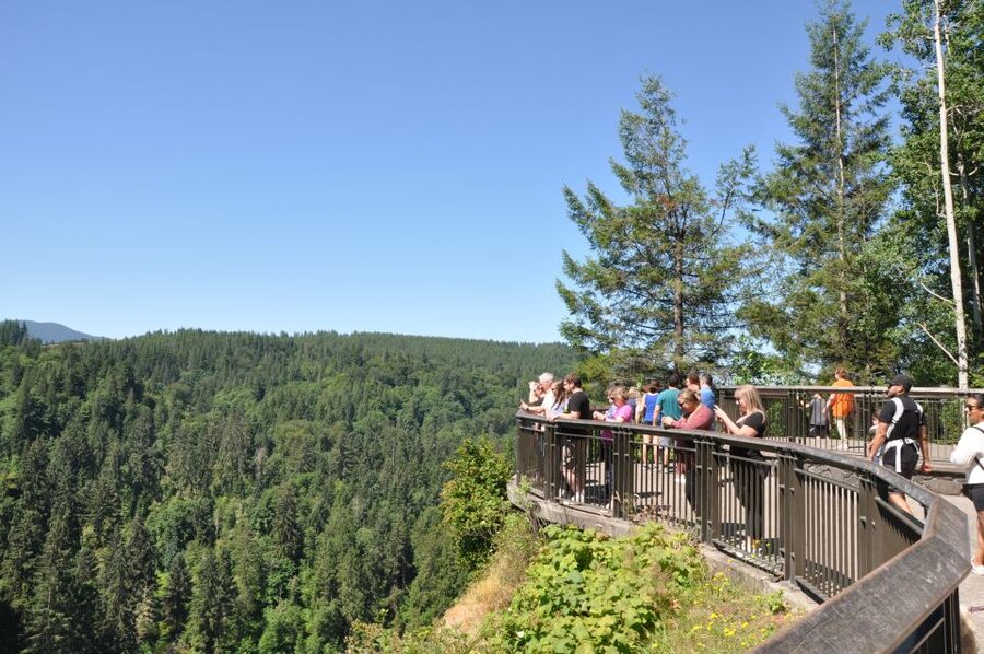 From Seattle: Snoqualmie Falls and Wineries Tour w/ Transfer - Juanita Beach Park and the return to Seattle