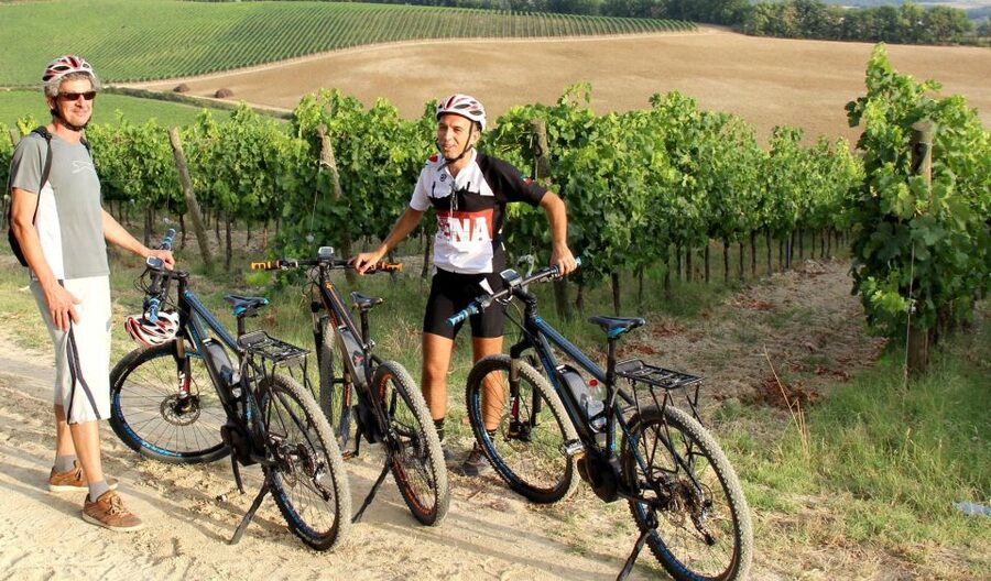 From Siena: Chianti Countryside E-Bike Tour w/ Lunch & Wine - Setting Up the E-Bike at Siena Station