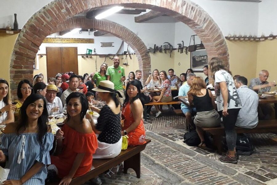 From Siena: Tuscany Hills Wine Tour - Who will get the most from this day